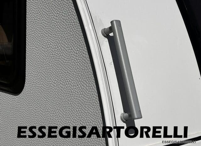 ADRIA NEW AVIVA 563 PT 7 POSTI (TRIPLO CASTELLO) 2025 pieno