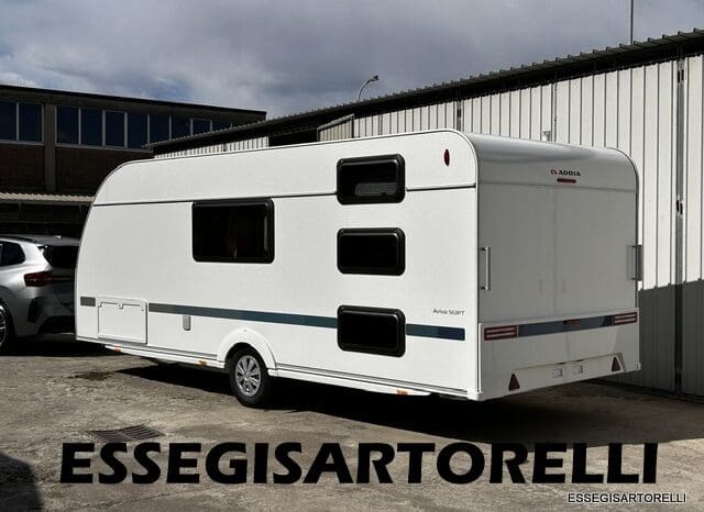 ADRIA NEW AVIVA 563 PT 7 POSTI (TRIPLO CASTELLO) 2025 pieno