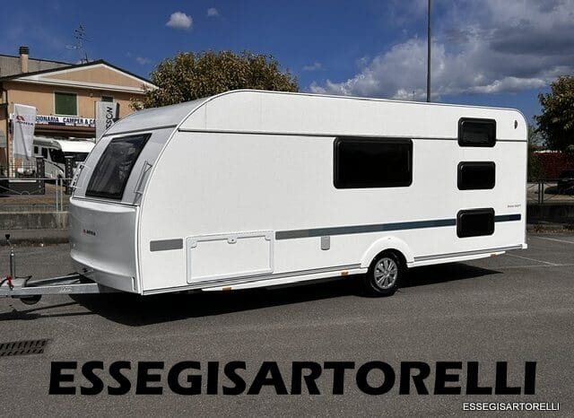 ADRIA NEW AVIVA 563 PT 7 POSTI (TRIPLO CASTELLO) 2025 pieno