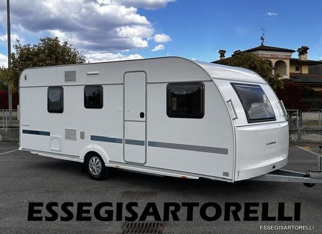 ADRIA NEW AVIVA 563 PT 7 POSTI (TRIPLO CASTELLO) 2025 pieno