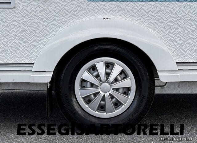 ADRIA NEW AVIVA 563 PT 7 POSTI (TRIPLO CASTELLO) 2025 pieno