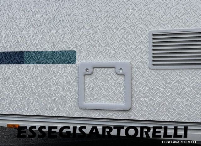 ADRIA NEW AVIVA 563 PT 7 POSTI (TRIPLO CASTELLO) 2025 pieno