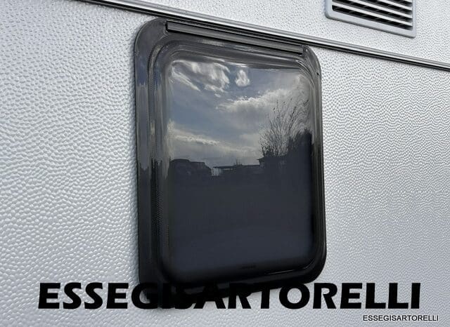 ADRIA NEW AVIVA 563 PT 7 POSTI (TRIPLO CASTELLO) 2025 pieno