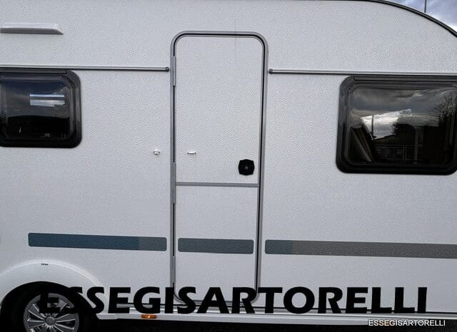 ADRIA NEW AVIVA 563 PT 7 POSTI (TRIPLO CASTELLO) 2025 pieno