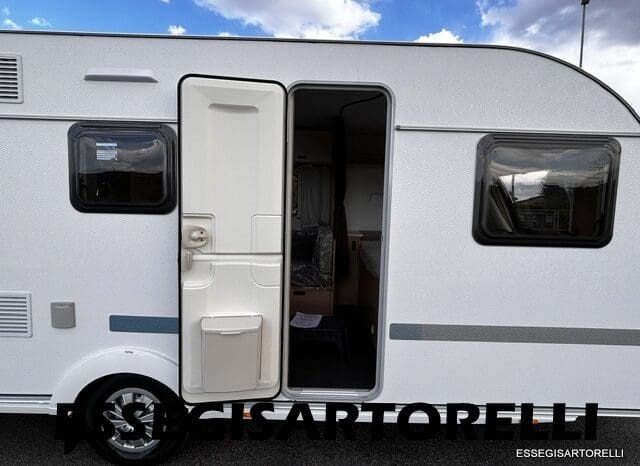 ADRIA NEW AVIVA 563 PT 7 POSTI (TRIPLO CASTELLO) 2025 pieno