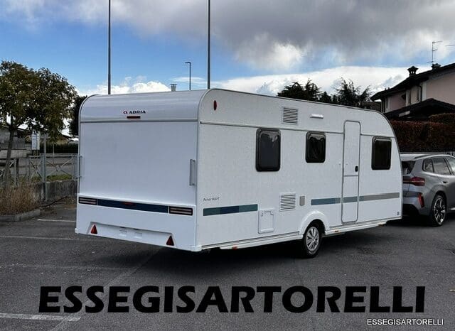 ADRIA NEW AVIVA 563 PT 7 POSTI (TRIPLO CASTELLO) 2025 pieno
