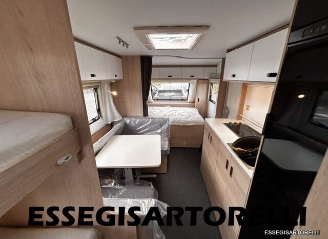 ADRIA NEW AVIVA 563 PT 7 POSTI (TRIPLO CASTELLO) 2025 pieno