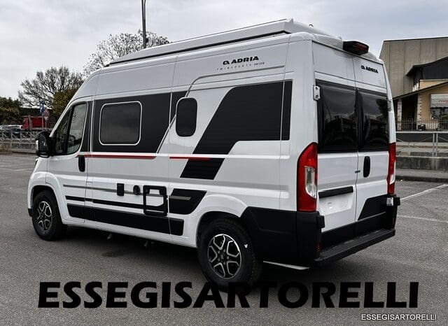 ADRIA NEW TWIN SPORTS 540 SPB AUTOMATICO UCONNECT SUPREME EDITION POPUP 2026 pieno