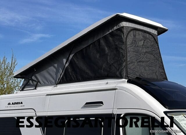 ADRIA NEW TWIN SPORTS 540 SPB AUTOMATICO UCONNECT SUPREME EDITION POPUP 2026 pieno