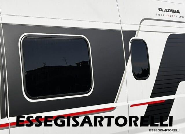 ADRIA NEW TWIN SPORTS 540 SPB AUTOMATICO UCONNECT SUPREME EDITION POPUP 2026 pieno