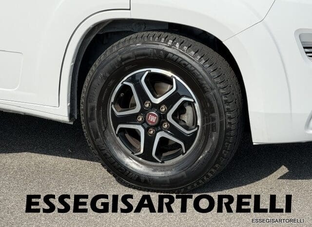 ADRIA CORAL XL A 670 SL AUTOMATICO 2022 FIAT 5 POSTI GARAGE pieno