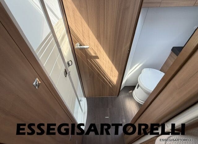 ADRIA CORAL XL A 670 SL AUTOMATICO 2022 FIAT 5 POSTI GARAGE pieno