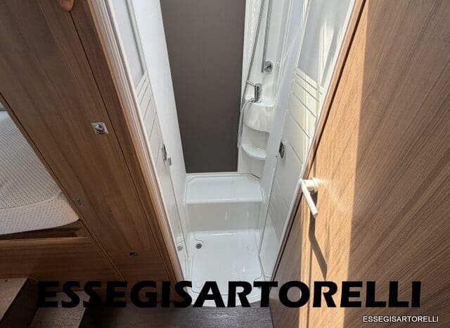 ADRIA CORAL XL A 670 SL AUTOMATICO 2022 FIAT 5 POSTI GARAGE pieno