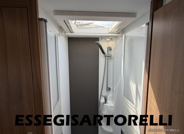 ADRIA CORAL XL A 670 SL AUTOMATICO 2022 FIAT 5 POSTI GARAGE pieno