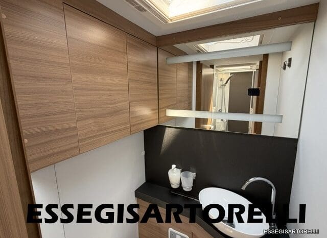 ADRIA CORAL XL A 670 SL AUTOMATICO 2022 FIAT 5 POSTI GARAGE pieno