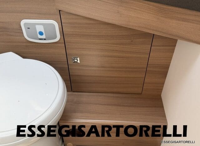 ADRIA CORAL XL A 670 SL AUTOMATICO 2022 FIAT 5 POSTI GARAGE pieno