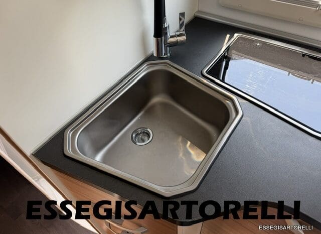 ADRIA CORAL XL A 670 SL AUTOMATICO 2022 FIAT 5 POSTI GARAGE pieno