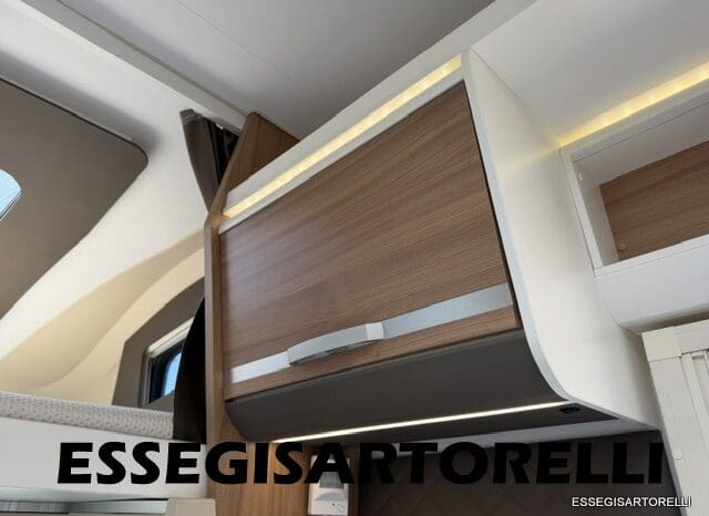 ADRIA CORAL XL A 670 SL AUTOMATICO 2022 FIAT 5 POSTI GARAGE pieno