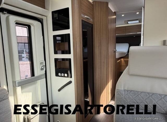 ADRIA CORAL XL A 670 SL AUTOMATICO 2022 FIAT 5 POSTI GARAGE pieno