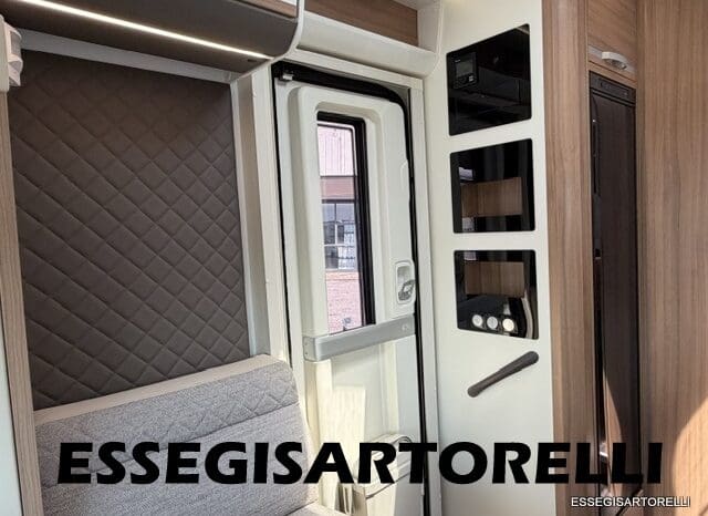 ADRIA CORAL XL A 670 SL AUTOMATICO 2022 FIAT 5 POSTI GARAGE pieno