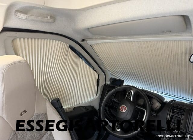 ADRIA CORAL XL A 670 SL AUTOMATICO 2022 FIAT 5 POSTI GARAGE pieno