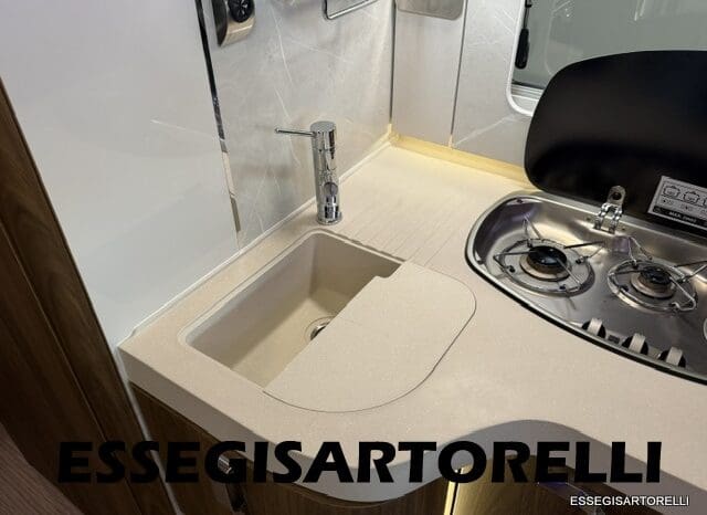 MOTORHOME TOP DI GAMMA ARCA EUROPA H 745 GLC STRAFULL 180 CV AUTOMATICO 12/2024 KM 6.626 pieno