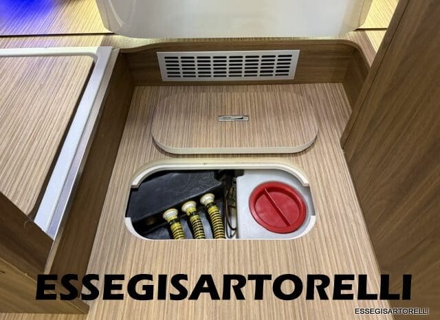 MOTORHOME TOP DI GAMMA ARCA EUROPA H 745 GLC STRAFULL 180 CV AUTOMATICO 12/2024 KM 6.626 pieno