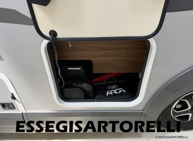 MOTORHOME TOP DI GAMMA ARCA EUROPA H 745 GLC STRAFULL 180 CV AUTOMATICO 12/2024 KM 6.626 pieno