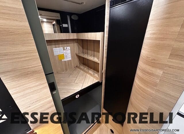 CHAUSSON NEW X 650 MY ’26 GARAGE E BASCULANTE (636 x 210 cm) pieno