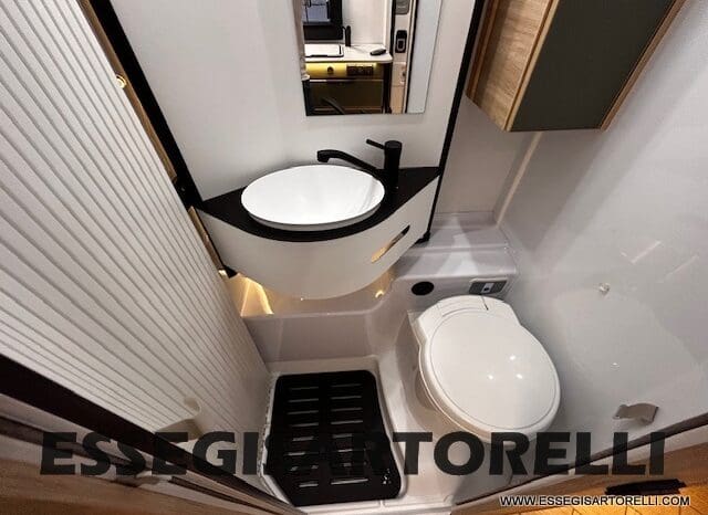 CHAUSSON NEW X 650 MY ’26 GARAGE E BASCULANTE (636 x 210 cm) pieno