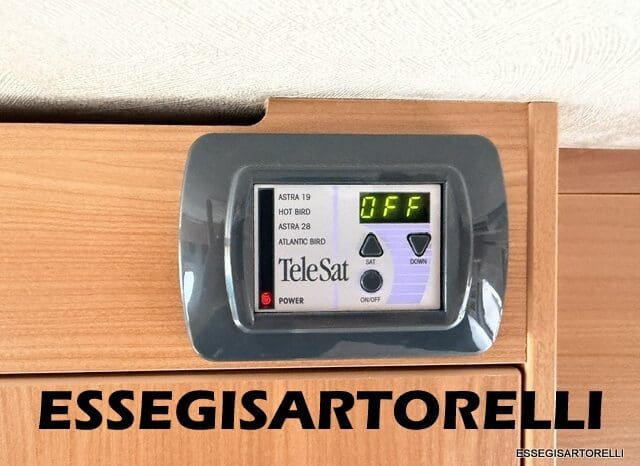 ADRIA SUNLIVING FLEXO V1 VAN 599 FULL UNIPROPRIETARIO 10/2010 CLIMA SAT pieno
