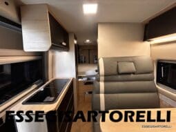 CHAUSSON SPORTLINE V 690 2026 FULL VAN 636 CM LETTO BASCULANTE pieno