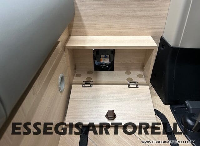 CHAUSSON SPORTLINE V 690 2026 FULL VAN 636 CM LETTO BASCULANTE pieno