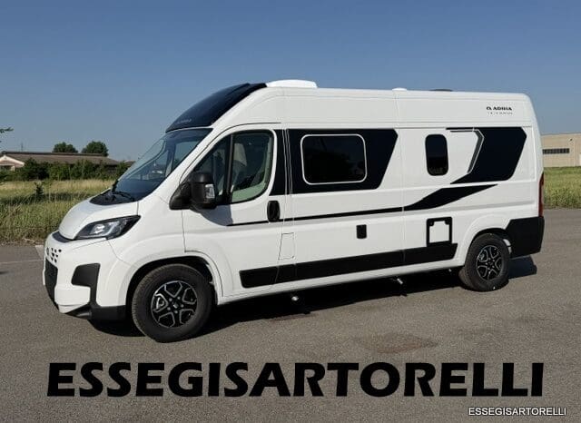 ADRIA NEW TWIN PLUS 600 SPB FAMILY DOPPIO MATRIMONIALE WEBASTO 599 CM 2026 pieno