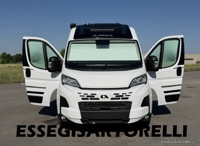 ADRIA TWIN SUPREME EDITION 600 SPB AUTOMATICO AT8 599 CM ADAS 2026 pieno