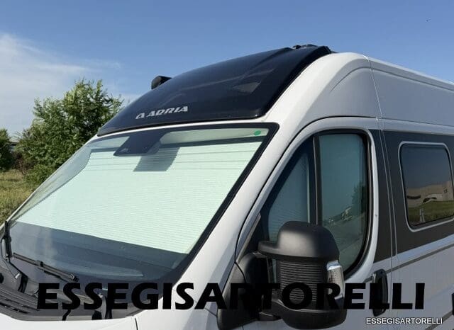 ADRIA TWIN SUPREME EDITION 600 SPB AUTOMATICO AT8 599 CM ADAS 2026 pieno