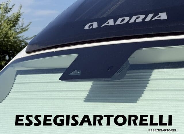ADRIA TWIN SUPREME EDITION 600 SPB AUTOMATICO AT8 599 CM ADAS 2026 pieno