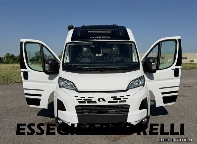 ADRIA TWIN SUPREME EDITION 600 SPB AUTOMATICO AT8 599 CM ADAS 2026 pieno