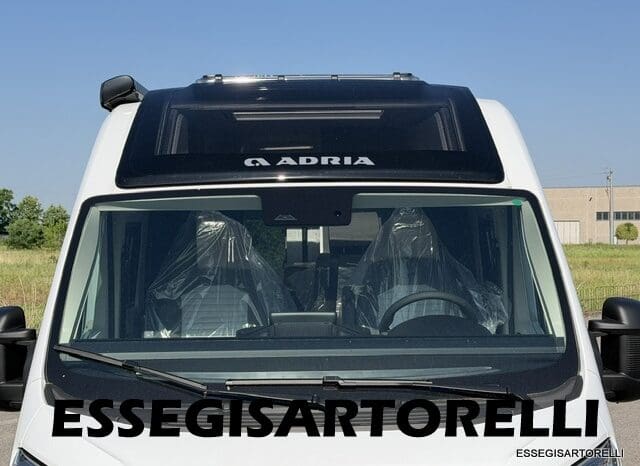 ADRIA TWIN SUPREME EDITION 600 SPB AUTOMATICO AT8 599 CM ADAS 2026 pieno