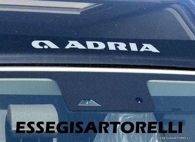 ADRIA TWIN SUPREME EDITION 600 SPB AUTOMATICO AT8 599 CM ADAS 2026 pieno