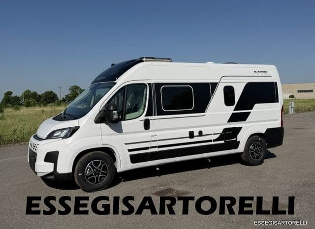 ADRIA TWIN SUPREME EDITION 600 SPB AUTOMATICO AT8 599 CM ADAS 2026 pieno