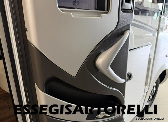 LAIKA ECOVIP 690 MOTORHOME 699 CM 12/2016 FULL OPTIONAL 150 CV POWER pieno