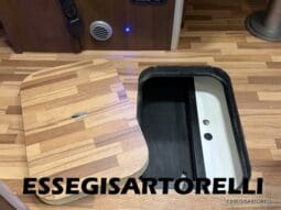 LAIKA ECOVIP 690 MOTORHOME 699 CM 12/2016 FULL OPTIONAL 150 CV POWER pieno