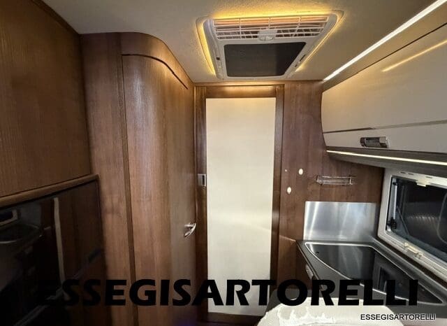 LAIKA ECOVIP 690 MOTORHOME 699 CM 12/2016 FULL OPTIONAL 150 CV POWER pieno