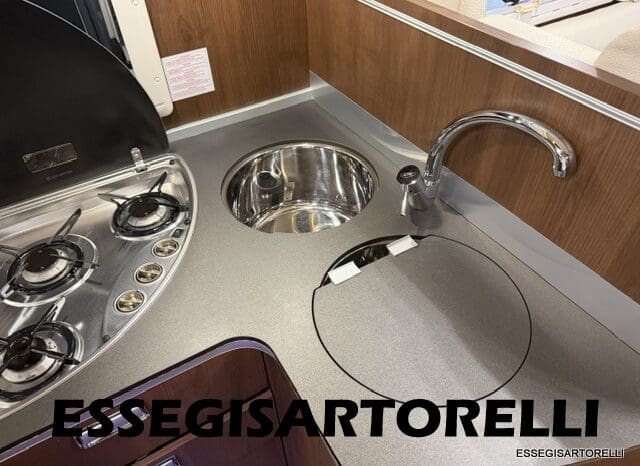 LAIKA ECOVIP 690 MOTORHOME 699 CM 12/2016 FULL OPTIONAL 150 CV POWER pieno