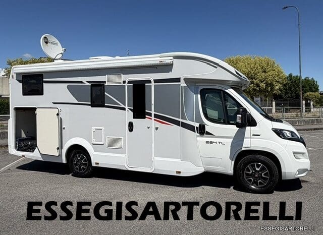 ROLLER TEAM ZEFIRO 284 TL FULL 2022 UNIPROPR. GEMELLI E BASCULANTE pieno