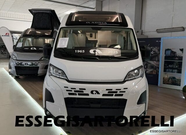 ADRIA NEW TWIN PLUS 600 SPB FAMILY DOPPIO MATRIMONIALE WEBASTO 599 CM 2026 pieno