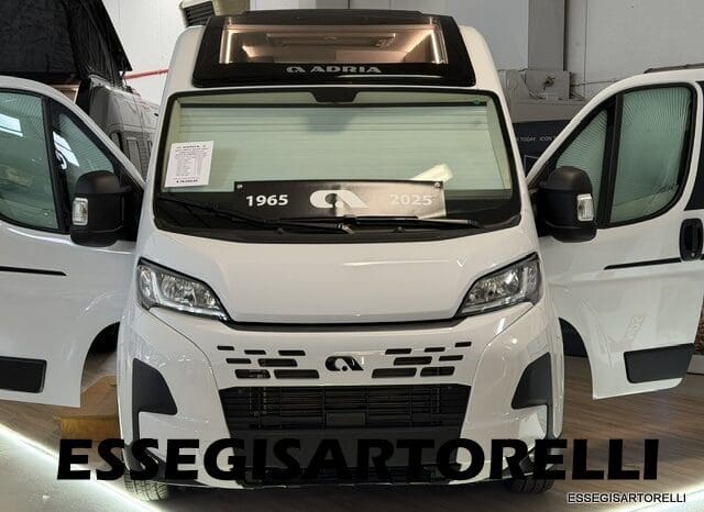 ADRIA NEW TWIN PLUS 600 SPB FAMILY DOPPIO MATRIMONIALE WEBASTO 599 CM 2026 pieno