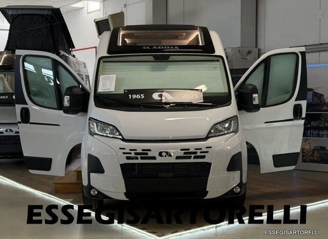 ADRIA NEW TWIN PLUS 600 SPB FAMILY DOPPIO MATRIMONIALE WEBASTO 599 CM 2026 pieno