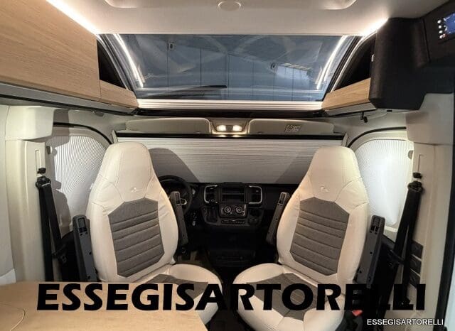 ADRIA NEW TWIN PLUS 600 SPB FAMILY DOPPIO MATRIMONIALE WEBASTO 599 CM 2026 pieno